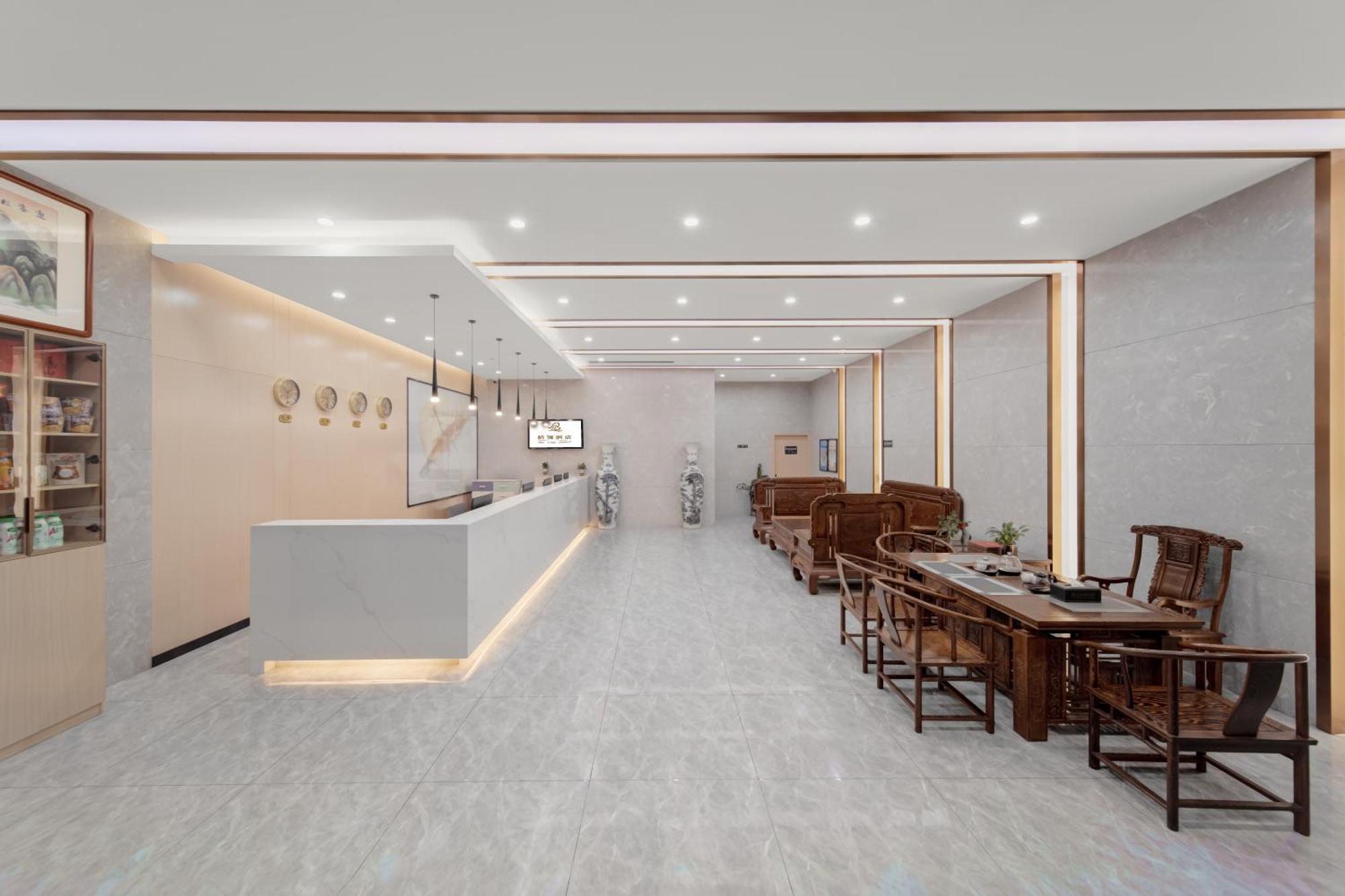 Bai Ling Hotel Nanning Exterior photo